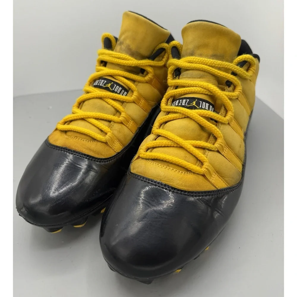 Nike Air Jordan 11 Retro Low TD Football Cleats Uni Gold Promo Sample Size 13.5